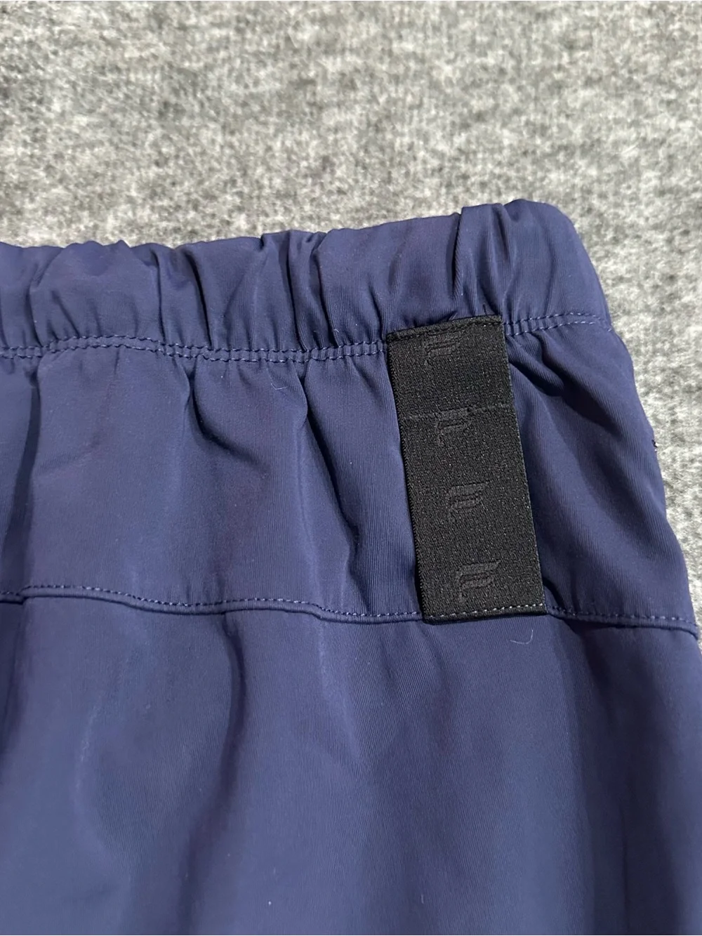 Fabletics Men's Large Navy Stretch Athletic Jogger Pants Drawstring Tapered
